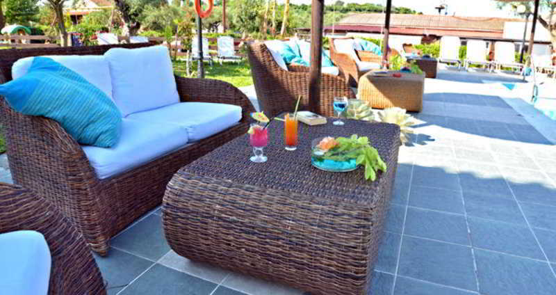 Mediterranee Hotel Plános Eksteriør bilde