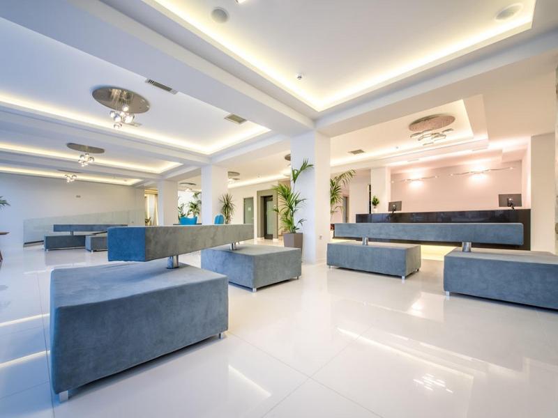 Mediterranee Hotel Plános Eksteriør bilde